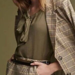 CAbi Cinch Top Loden Tank/Blouse